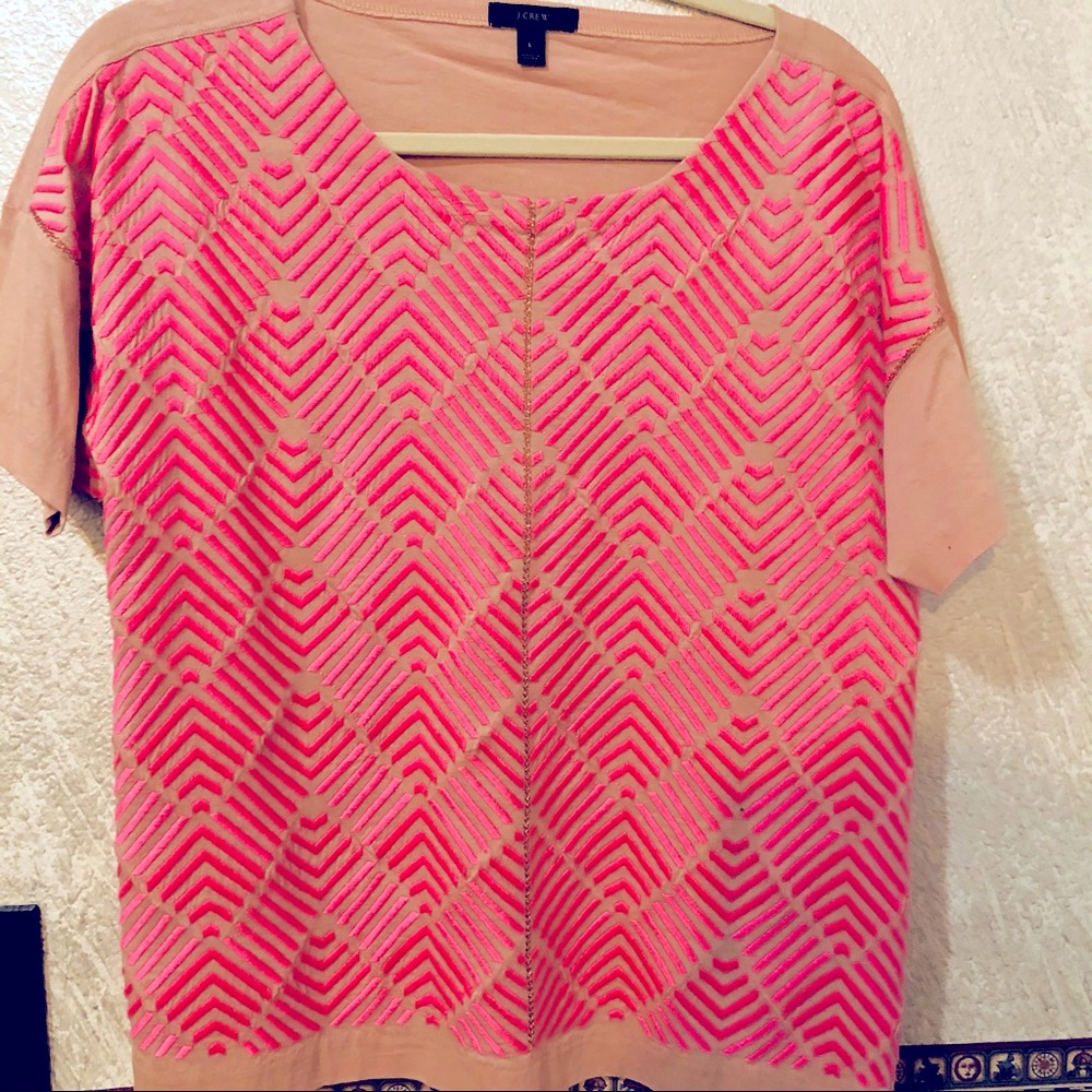 L tab J Crew Short Sleeve Blouse w/Pink Embroidery